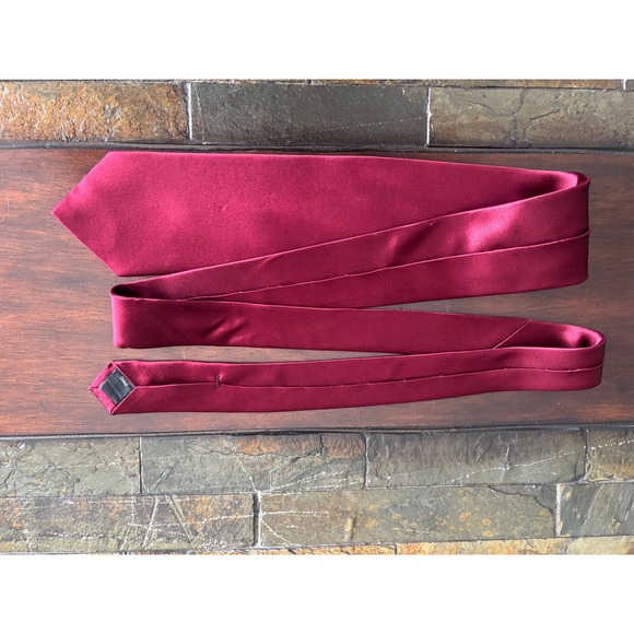 Croft & Barrow Men's Burgundy Red Necktie Business Career‎ Party Tie - Picture 7 of 10
